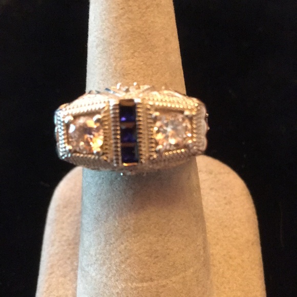 Sterling Ring - Picture 6 of 6